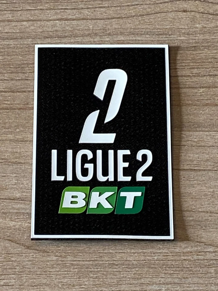 LFP Patch Badge officiel Ligue 2 ADULTE 2024-2026 BKT vendeur pro