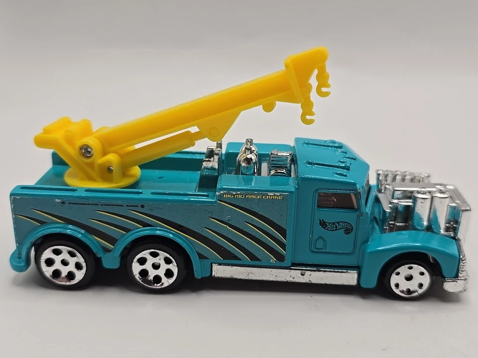 Grúa de carreras Big Rig Hot Wheels Haulers  Foto 2 de 4