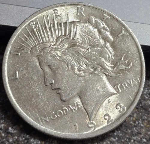 BU 1923 Peace Silver Dollar, 25C Combined Shipping