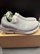 Oofos Oomg Sport Mens Size 10.5 Slate Fade Walking Recovery Shoes Sneakers NWB