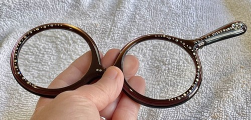 Vintage lucite Lorgnette Glasses Round foldable (RD4) Iridescent Rhinestones - Picture 7 of 14