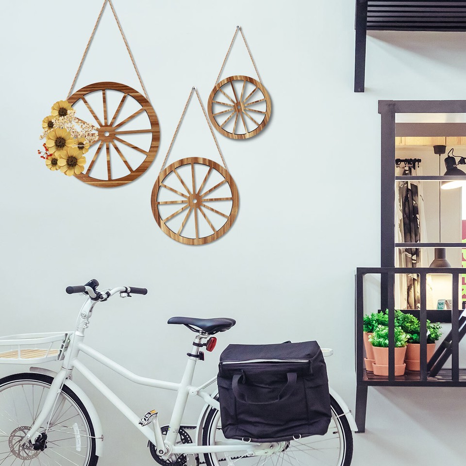 3 pcs Wooden Wagon Wheel Wall Decor with Triangular Hook Rustic