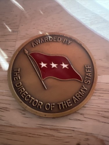 Department Of The Army Challenge Coin From The Director Of The Army Staff - Picture 3 of 8