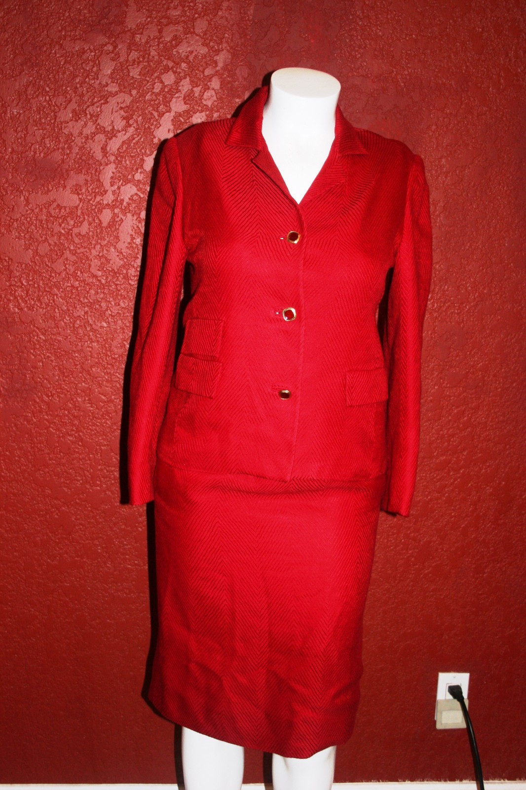 WILLIAM PEARSON WOMEN SKIRT & BLAZER SUIT RED CRAFTED… Gem