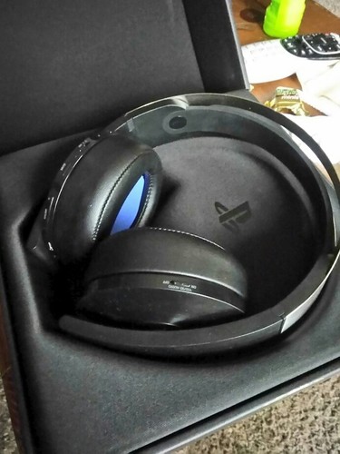 Sony PlayStation Platinum Wireless Headset (CECHYA-0090) for sale