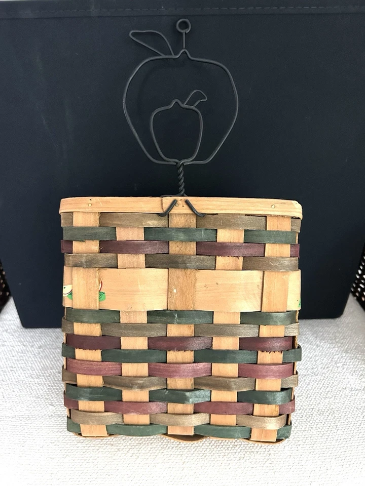 Woven Basket Wall Pocket Home Decor Cottage Farmhouse Style - Image 2 of 3