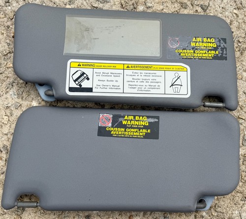 1997-2004 Nissan Pathfinder Infiniti QX4 Gray Vinyl Driver Passenger Sun Visors - Picture 3 of 3