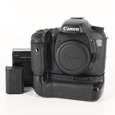 Canon EOS 7D 18MP Digital SLR Camera Body with BG-E7 Battery Grip #103