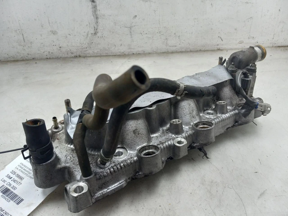 00-04 TOYOTA TUNDRA 3.4L RWD AT LOWER INTAKE MANIFOLD - Image 3 of 4