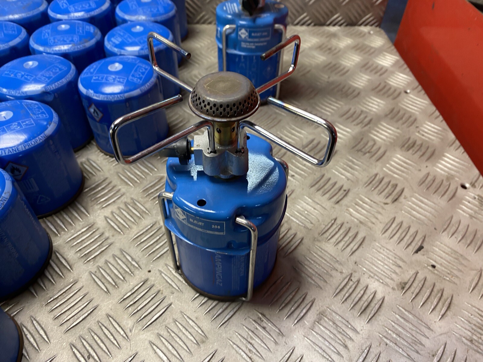 Pack 6 Cartouches Gaz 190g CAMPINGAZ Butane Per&ccedil;able S&eacute;curit&eacute; Gas Lock