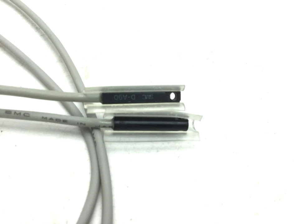 Lot of 2 New SMC D-A90 Reed Switch, Voltage: 24V-100V AC/DC, Wire: 0.5m - Image 2 of 3