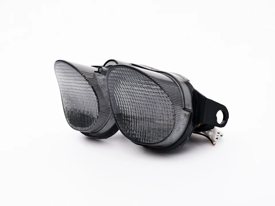 Luz trasera de freno LED humo señales de giro integradas aptas para Yamaha 2001-2002 YZF R6 Foto 2 de 4