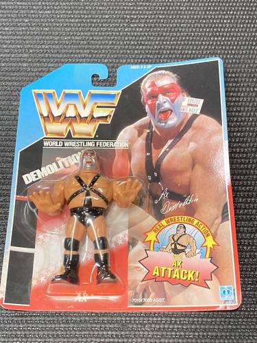 NICE 1990 Hasbro WWF Series 1 Demolition Axe Figur...
