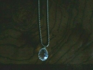 NECKLACE, AUSTRALIAN CRYSTAL, SILVER CHAIN