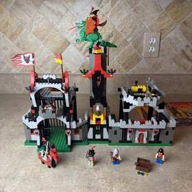 LEGO 6097 Fright Knights: Night Lord&rsquo;s Castle Missing Few Pieces No Box