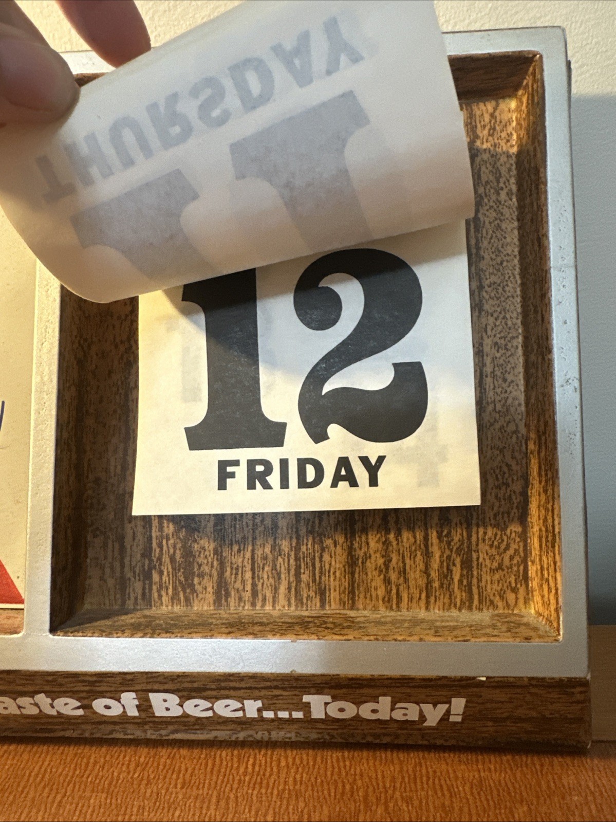 VINTAGE PABST BLUE RIBBON BEER CALENDAR SIGN 1984 Calendar Pages