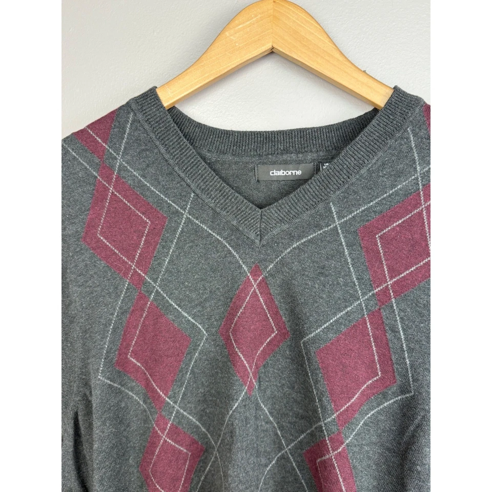 Claiborne Mens Argyle V Neck Sweater Vest Gray Burgundy XL Tall - Image 2 of 4