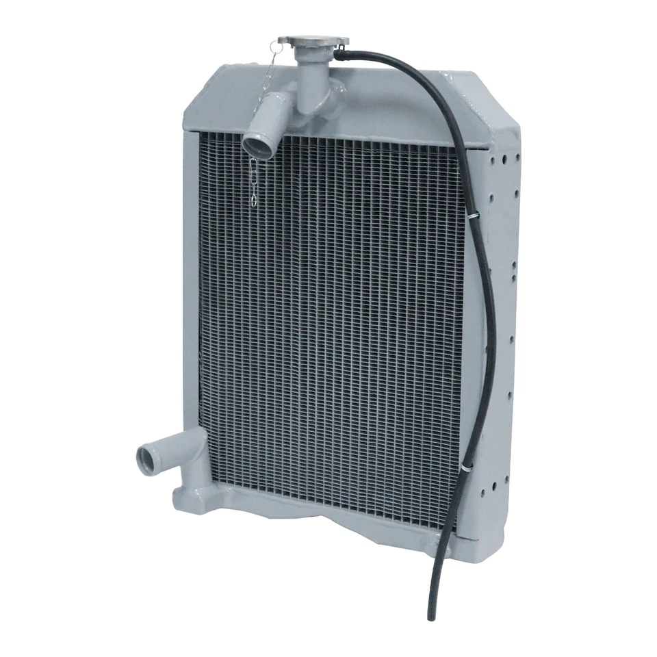 3 Rows Radiator Massey Ferguson MF35 20 135 148 203 205 2135 194275M94 194275M93 - Image 2 of 4