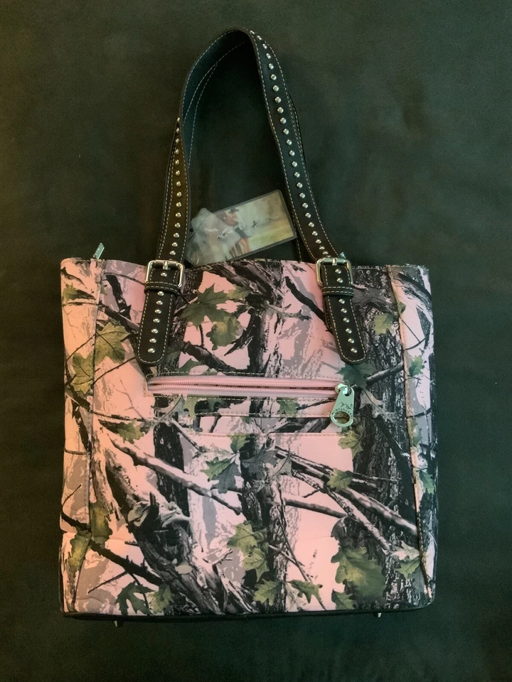 Montana West Designer tote with Cross in front and Pink Camo Pattern BRAND NEW - Image 2 of 4