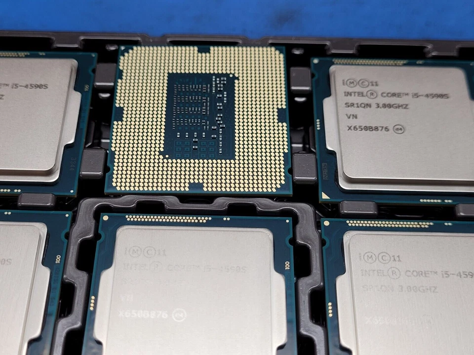 Intel® Core™ i5-4590S Processor SR1QN 6M Cache, up to 3.0 GHz CM8064601561214S - Image 2 of 4