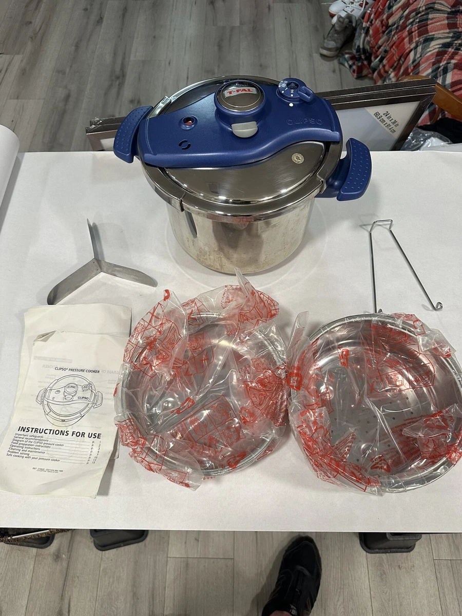 T FAL Clipso Stainless Steel Pressure Cooker 6L INOX 18 10 Blue W