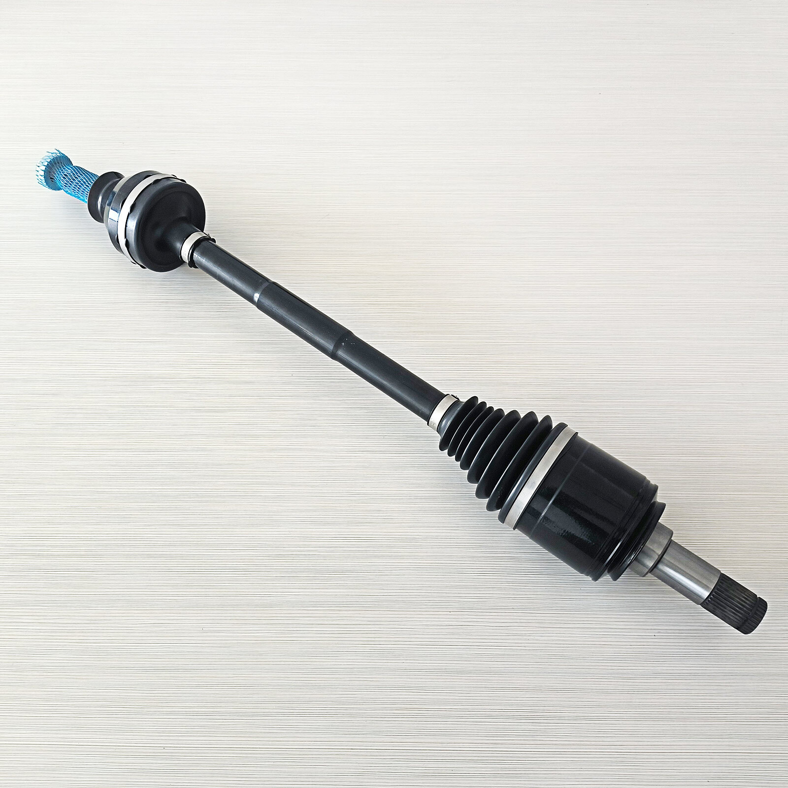 Maserati Levante GTS 2017-2020 Rear Right Axle shaft P/N 670032036