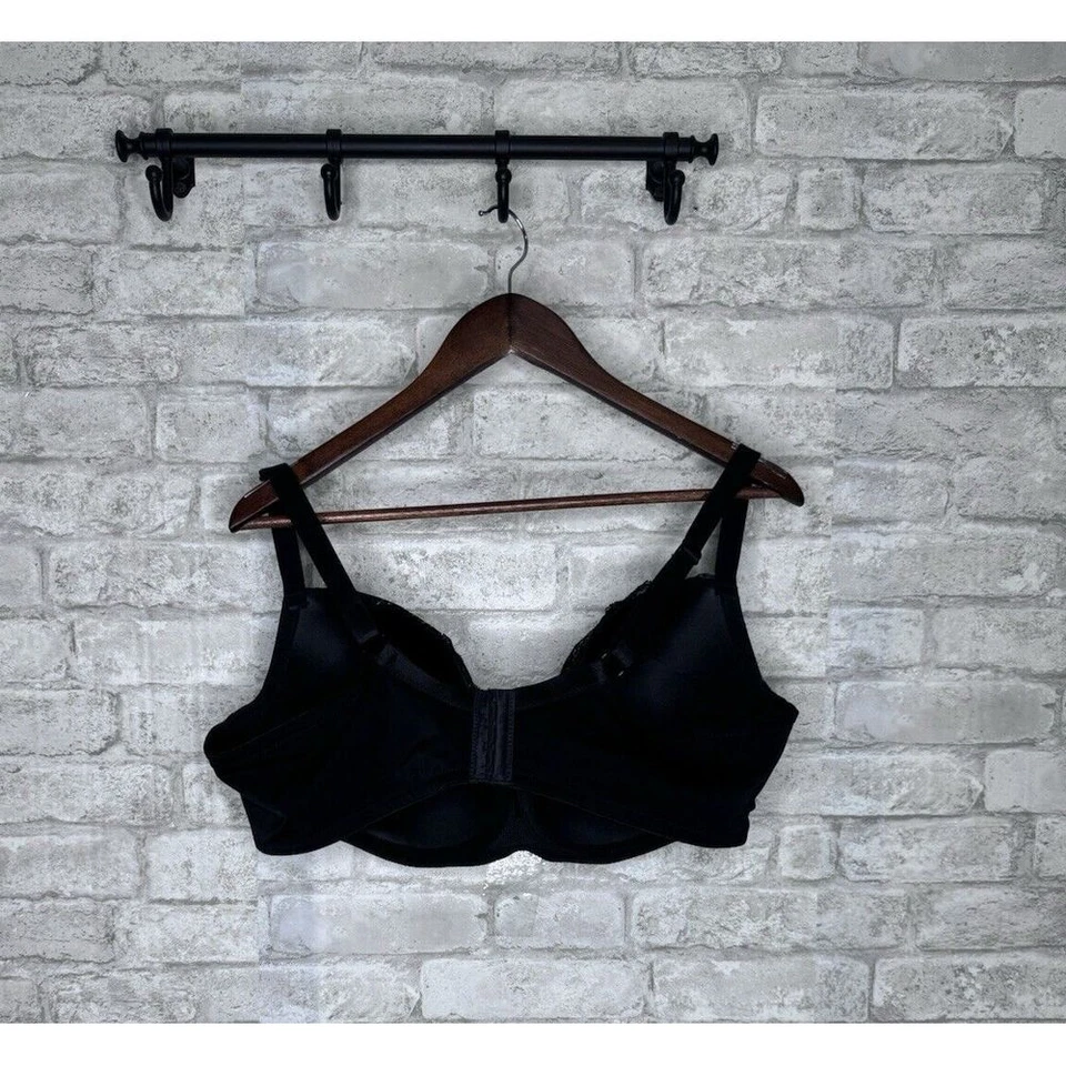 Avenue Body Cobertura Completa Con Aros Talla 46DD Encaje Negro con Brillo Metálico Foto 3 de 4