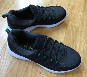 crane memory foam athletic shoes