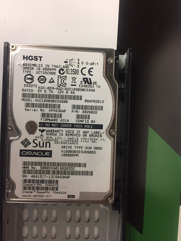 7044376 Sun Oracle 900GB 10K SAS 6G 2.5
