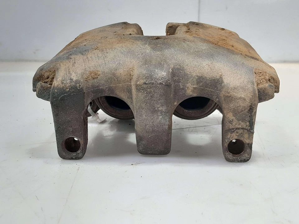 06-11 Conjunto de pinza de freno delantera izquierda lado del conductor Mercedes Benz W164 ML FABRICANTE DE EQUIPOS ORIGINALES Foto 3 de 4