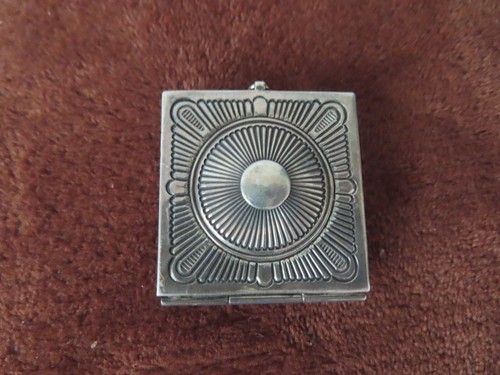 Vintage Pat Bedoni Sterling Silver .925 Navajo Trinket Box 51 grams 1.8 oz $550 - Picture 3 of 8