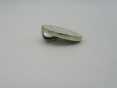 Ciondolo tondo sterling con intarsio madreperla timbrato 925 retro dettagliato - Foto 5 di 5