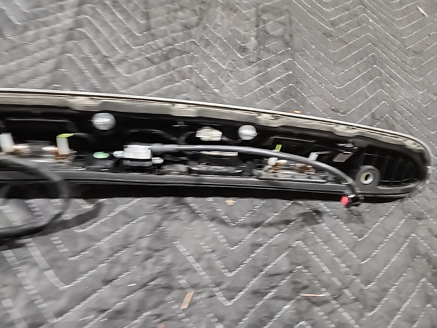 14-17 Maserati Ghibli Rear Trunk Lid Parking Camera Molding Trim Panel Assembly
