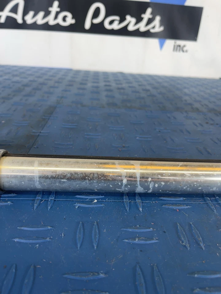 13 Durastar 4400 Left Exterior Grab Bar Chrome - Image 4 of 4