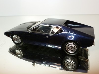 SPARK DE TOMASSO PANTERA 1970 - BLUE METALLIC 1:43 - EXCELLENT - 1