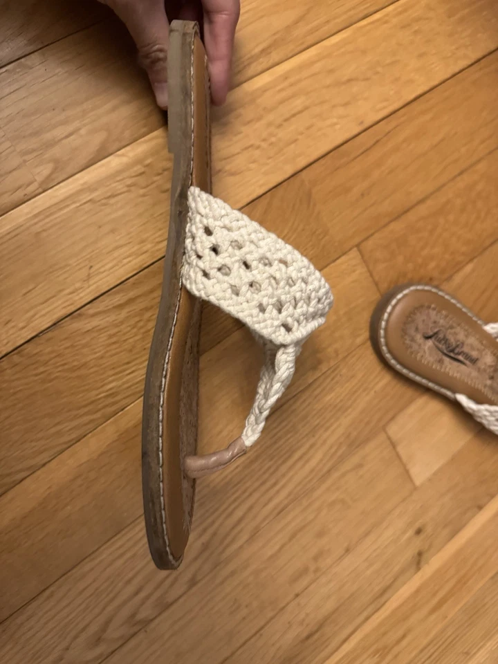 Sandalias LUCKY BRAND Barry Chanclas Tanga Crochet Macramé Beige Talla 6.5M Foto 4 de 4