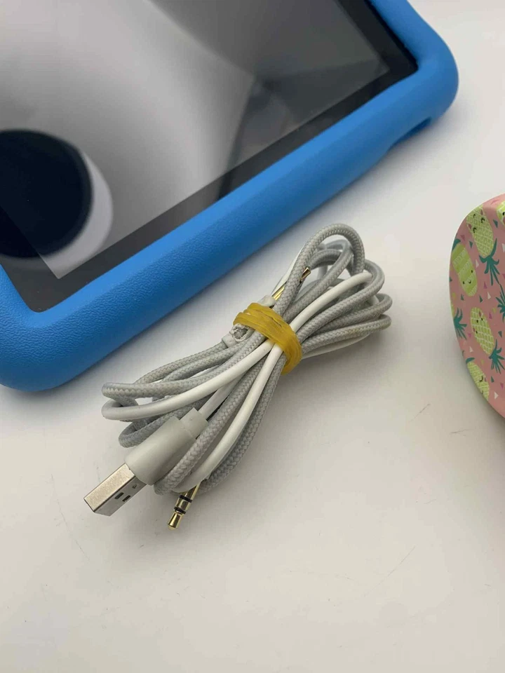 Amazon Fire 7 (9th Gen) M8S26G  Kids Tablet + Headphones Blue Kids Bundle  - Image 4 of 4