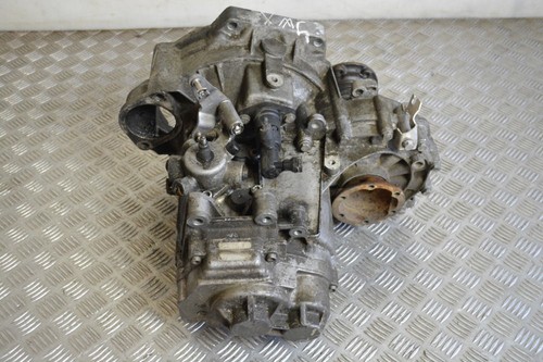 AUDI A3 8P 2009 1.2 TSI JWX 6 SPEED MANUAL GEARBOX - Picture 4 of 5