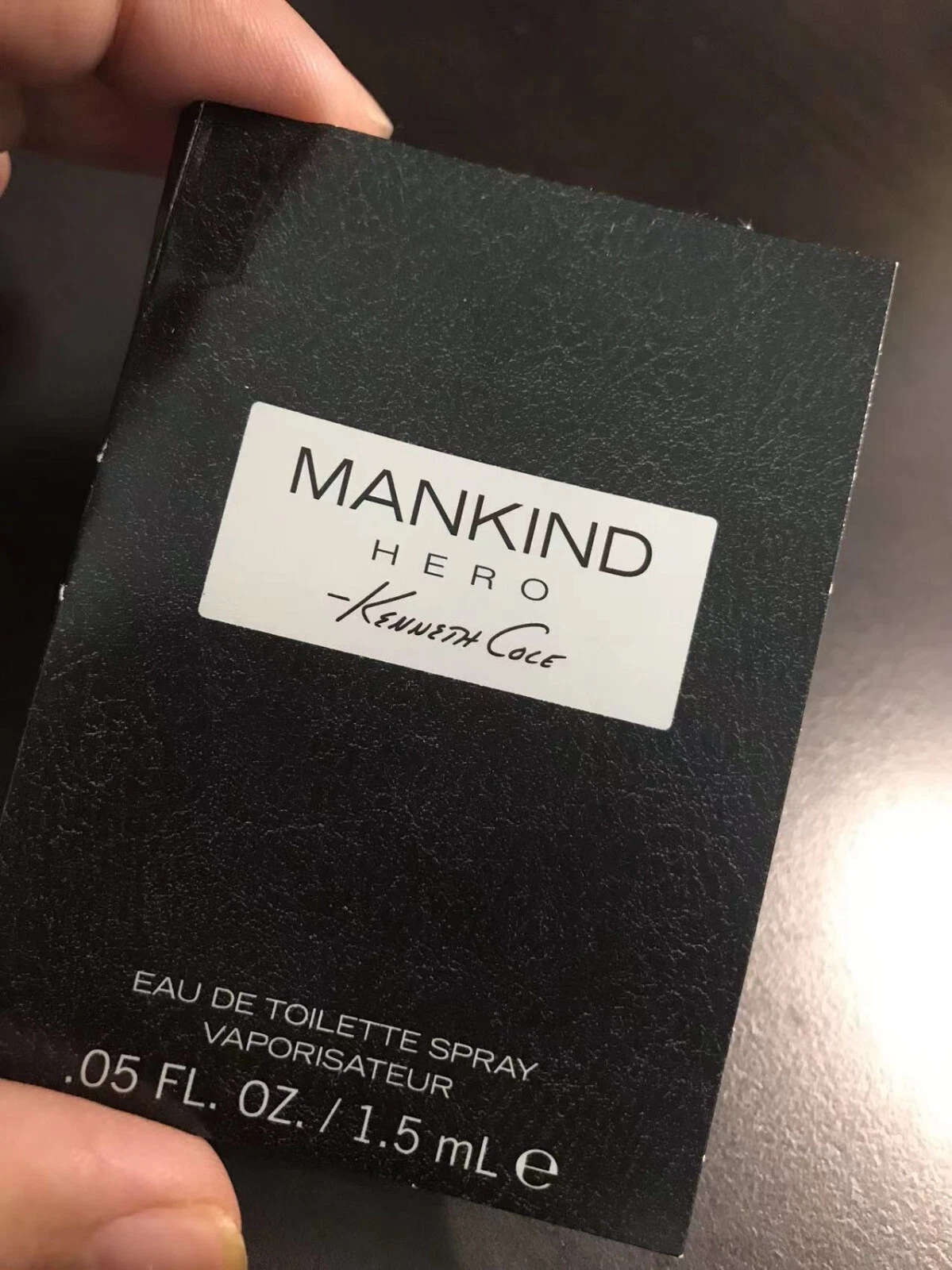 KENNETH COLE MANKIND HERO