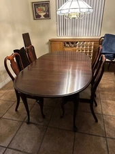 REDUCED! Vintage Cresent Queen Anne Dining Set-6 chairs,lighted china cabinet