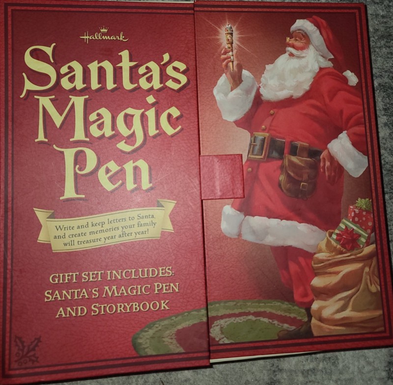 Hallmark Santa's Magic Pen and Storybook gift set New in plastic