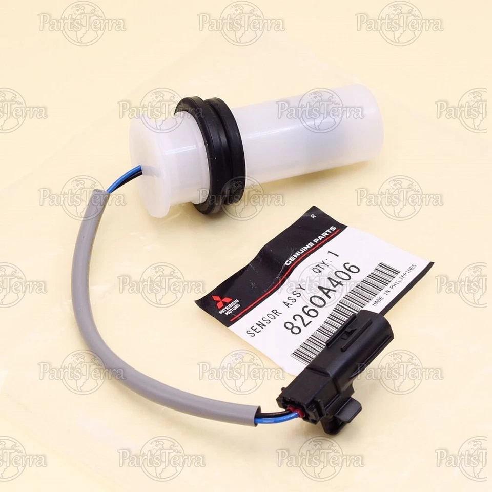 Mitsubishi OUTLANDER Windshield Washer Fluid Level Sensor Genuine OEM 8260A406 Foto 2 de 4