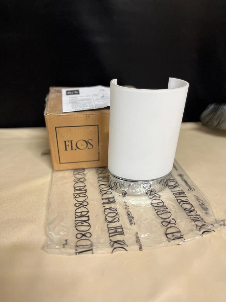 FLOS - TIN ROUND, lampada da parete, colore bronzo Foto 2 de 4