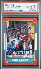 PSA 8.5 Auto 10 RC (Akeem) Hakeem Olajuwon 1986 Fleer Rookie Autograph ON-CARD