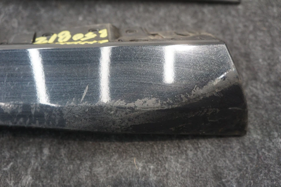 Set Front Left Right Door Handle OEM 84870970 Chevrolet Corvette C8 20-25 *Note* - Image 2 of 4