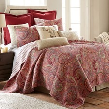 Spruce Red Quilt Set - Full/Queen Quilt 88x92in.  Two Standard Pillow Shams