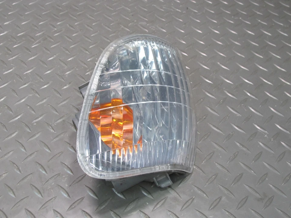 98-00 LEXUS UCF20L LS400 FRONT LEFT DRIVER SIDE TURN SIGNAL LIGHT LAMP OEM - Image 4 of 4