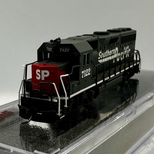 Atlas N Scale GP40-2 Southern Pacific Speedletter #7122 LENZ DCC Silent Snowplow | Condition: New: Other (See Details)