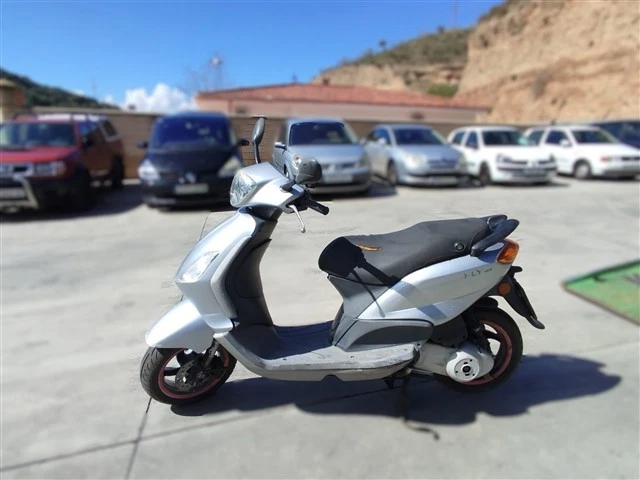 llanta PIAGGIO FLY 125 2006 95241 - Immagine 3 di 4