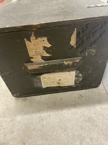 U.S. Army Foot Locker Texas Trunk Co. 32" W by 16" D by 13" H With Tray AT-03 - Picture 5 of 14